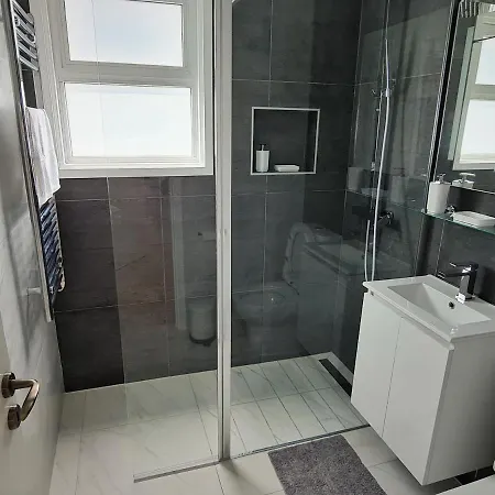 Easystay Two Bedroom Appartamento *