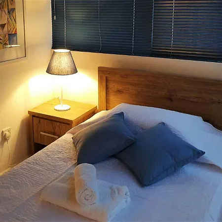 Easystay Two Bedroom