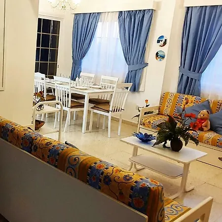 Easystay Two Bedroom Appartamento *