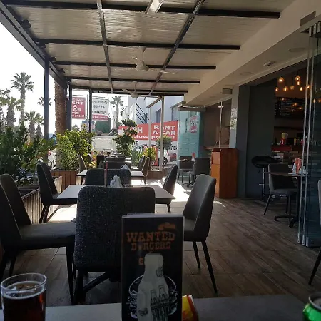 Easystay Two Bedroom Larnaca